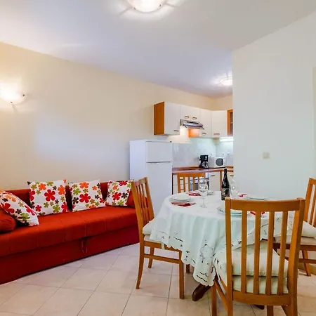 House Dinko Semesterbostad Vinišće