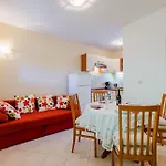House Dinko Hébergement de vacances Vinišće